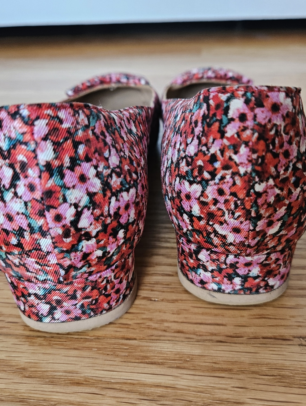 Ann Mashburn Pink Multi Floral Square-Toe Flats Size 38/8 - Picture 6 of 9